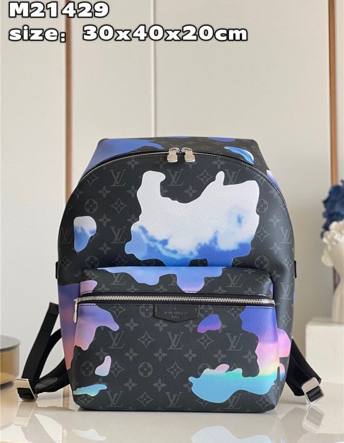 LOUIS VUITTON 루이비통 디스커버리 백팩 느와 M21429