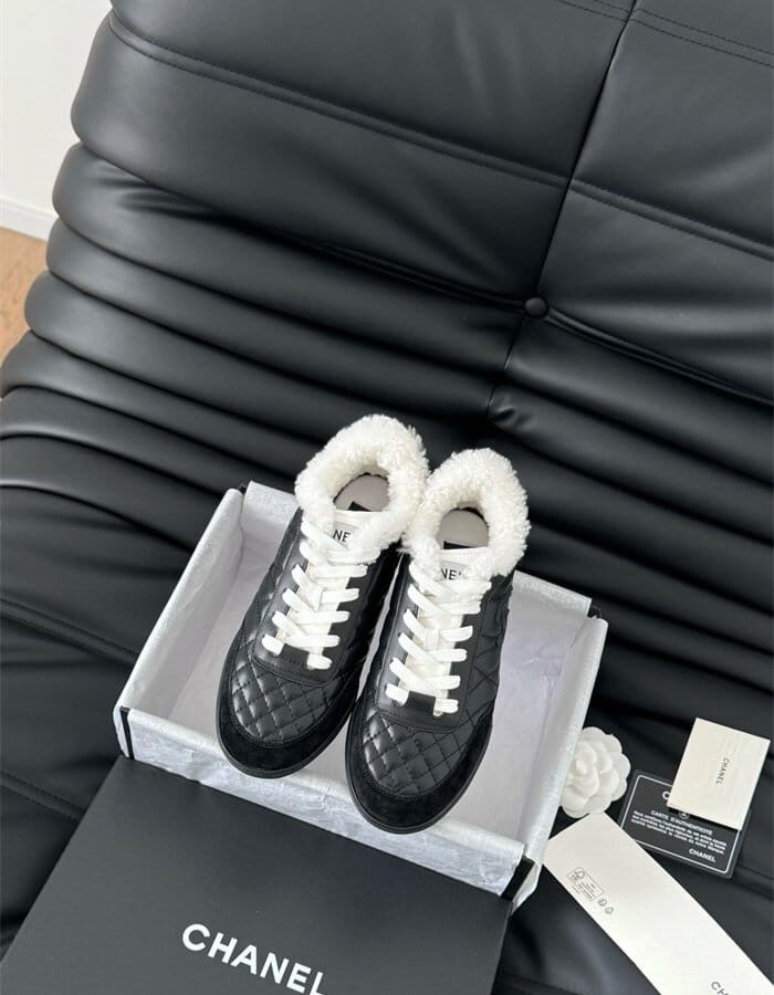 CHANEL 샤넬 여성용 스니커즈 C61503-1 2024/신상