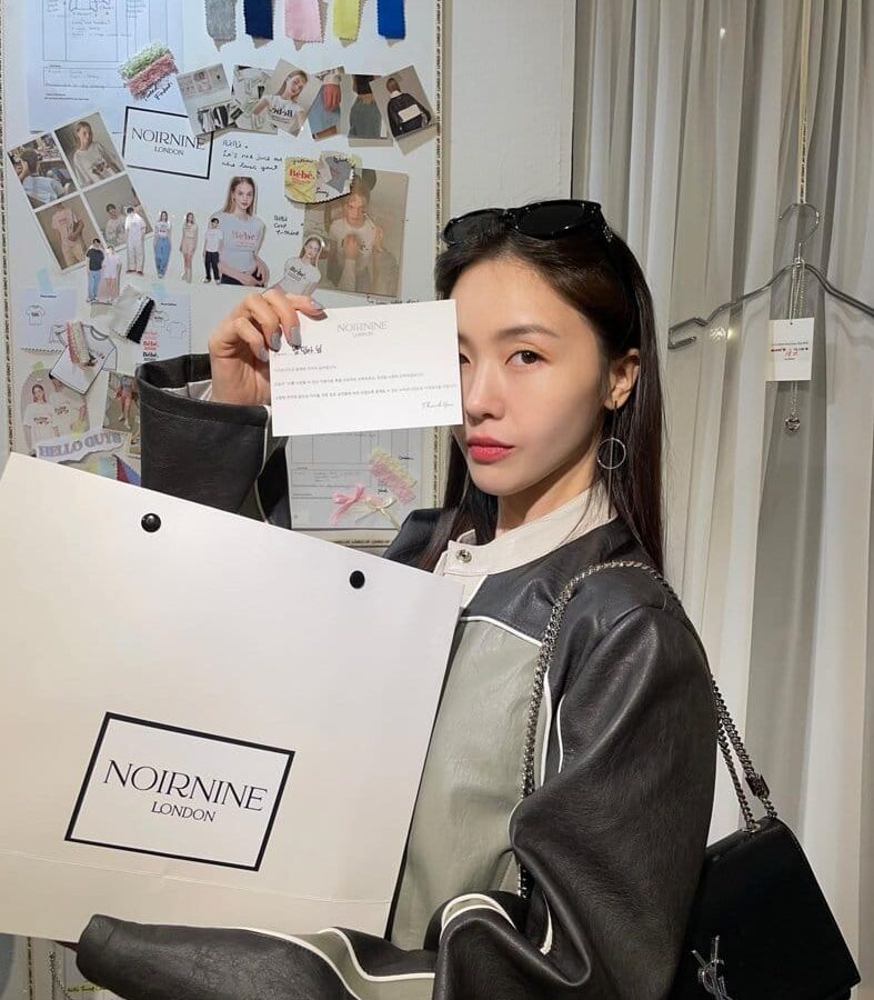 [걸스데이 방민아] SAINT LAURENT 생로랑 케이트 체인 태슬백 24CM